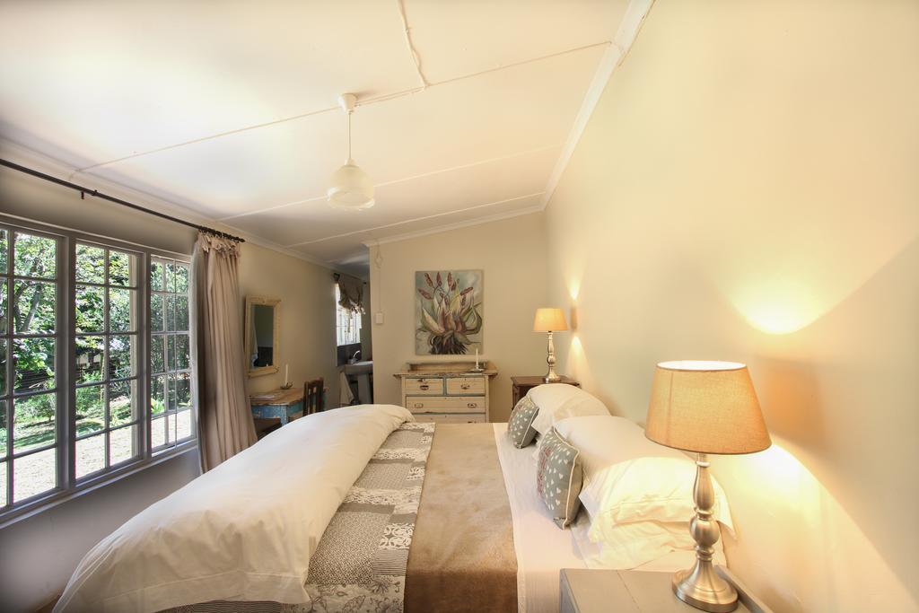 Lavender Trout Guest Farm Villa Nottingham Road Exterior photo